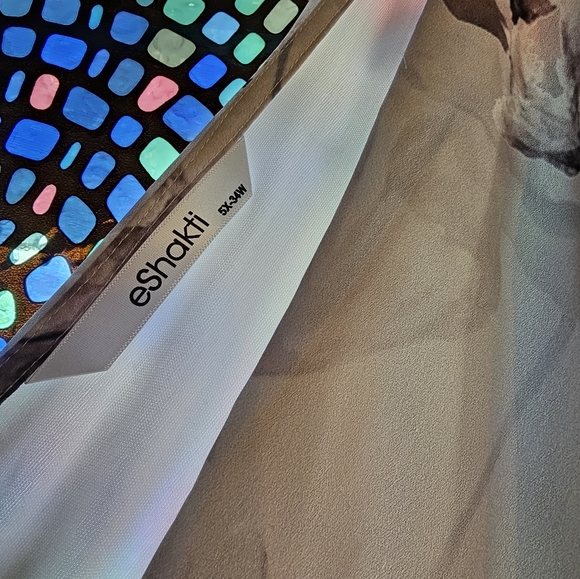 Poppy Eshakti Dress - Picture 2 of 3